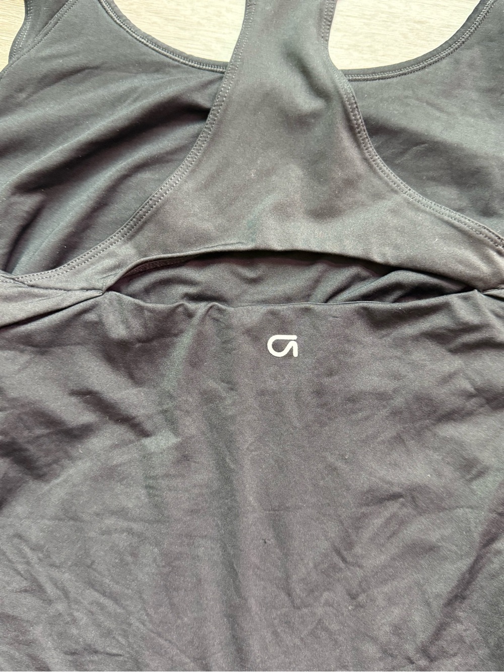 GAP Black Racerback workout Tank Top XL gently used - Picture 3 of 5